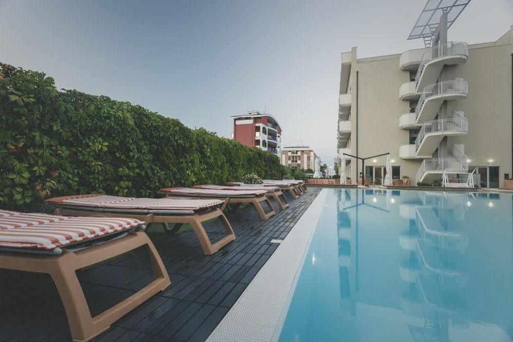 Hotel Principe Residence Vasto Esterno foto